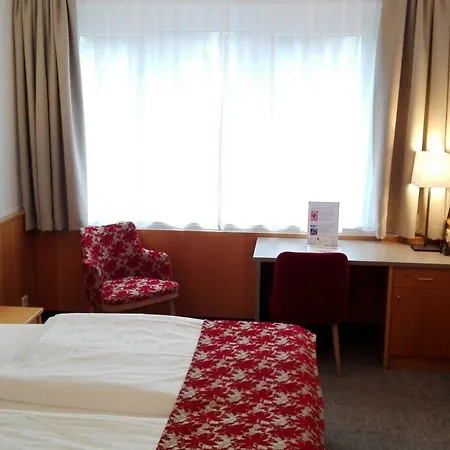 Stadtoase Kolping 호텔