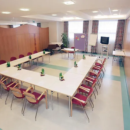 Stadtoase Kolping 酒店 3*