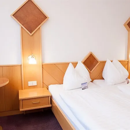 Stadtoase Kolping Otel 3*